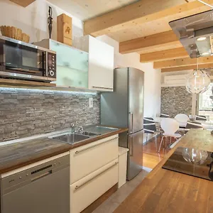 https://holiday-home-casa-salina.in-istria.net