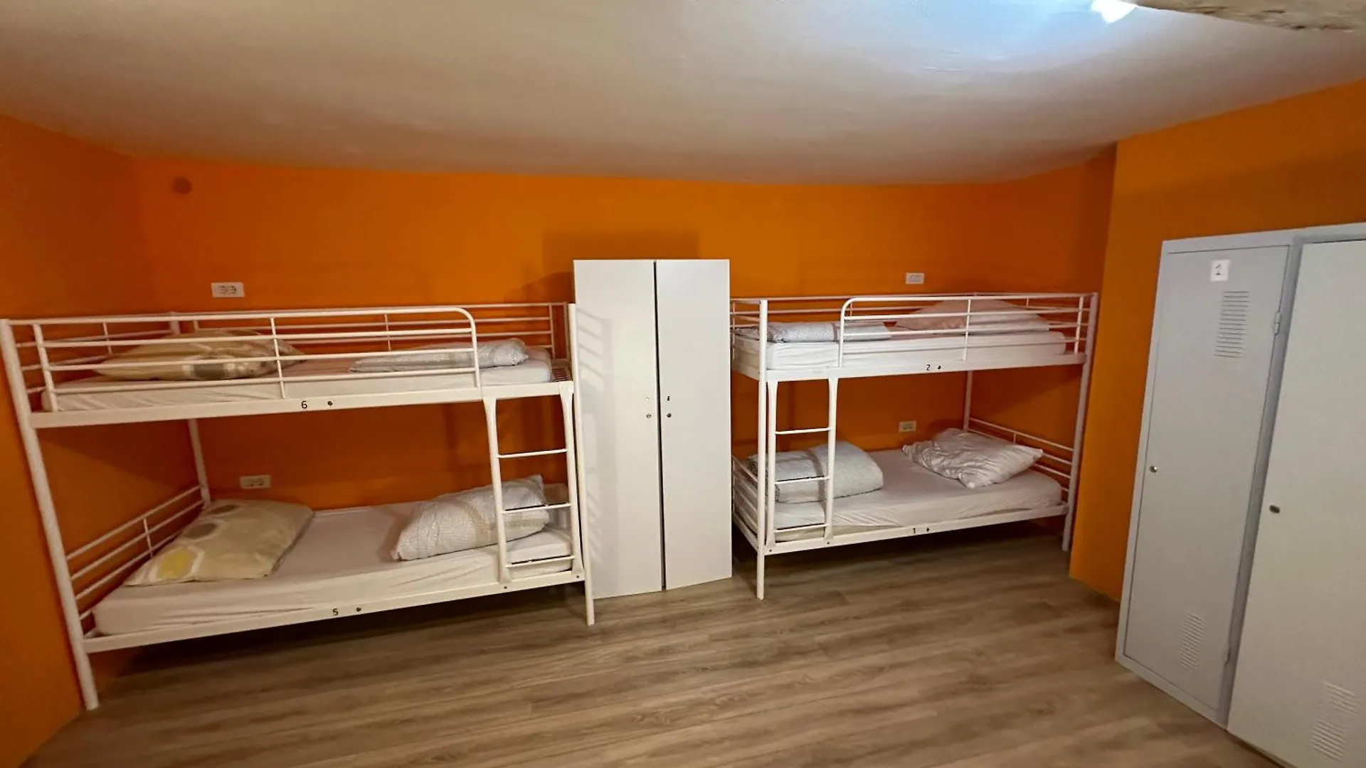 Hostel Sleeping Beauty Ljubljana 0*,  Slovenië